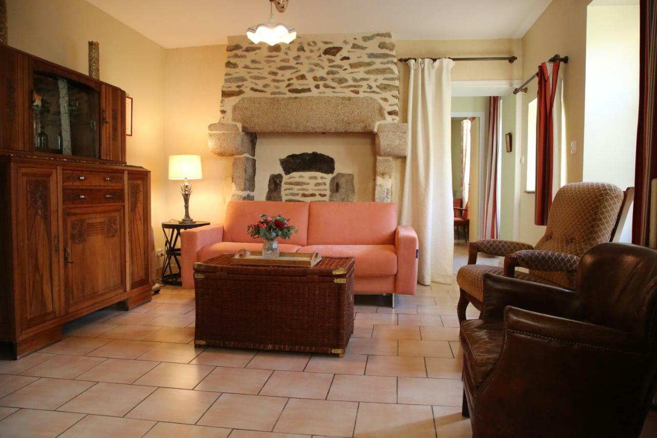 Chambre D'Hote Courtoux Saint-Denis-sur-Sarthon Экстерьер фото