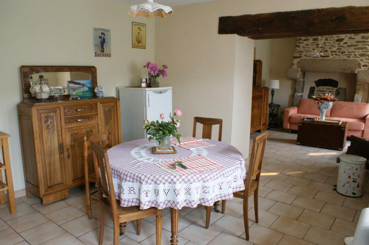 Chambre D'Hote Courtoux Saint-Denis-sur-Sarthon Экстерьер фото